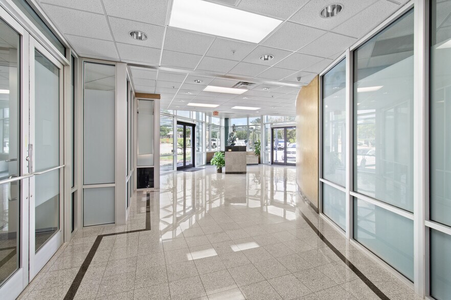 More Photos Of 1920 W Villa Maria Rd, Bryan Medical For Lease