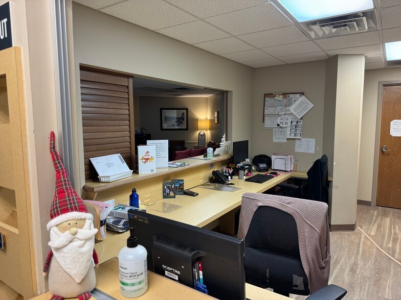 More Photos Of 727 Welsh Rd, Huntingdon Valley Medical For Sale