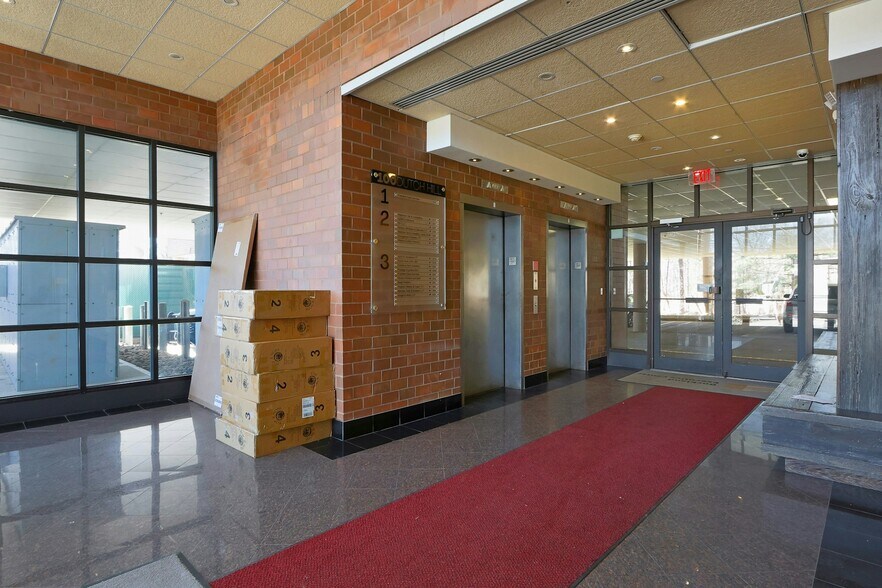 More Photos Of 100 Dutch Hill Rd, Orangeburg Medical For Lease