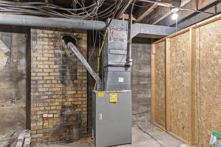 More Photos Of 218 Minnesota Ave NW, Bemidji Medical For Sale