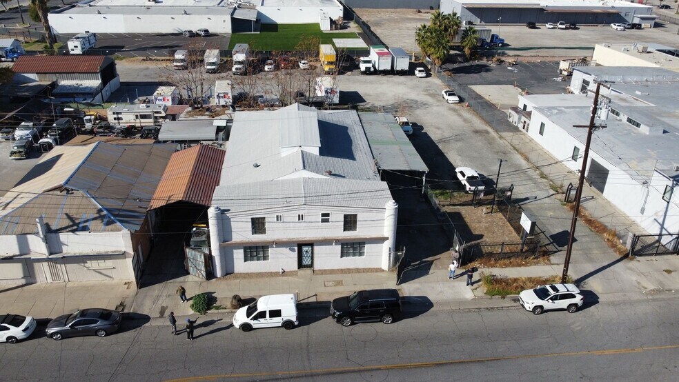 More Photos Of 456 S I St, San Bernardino Warehouse For Sale