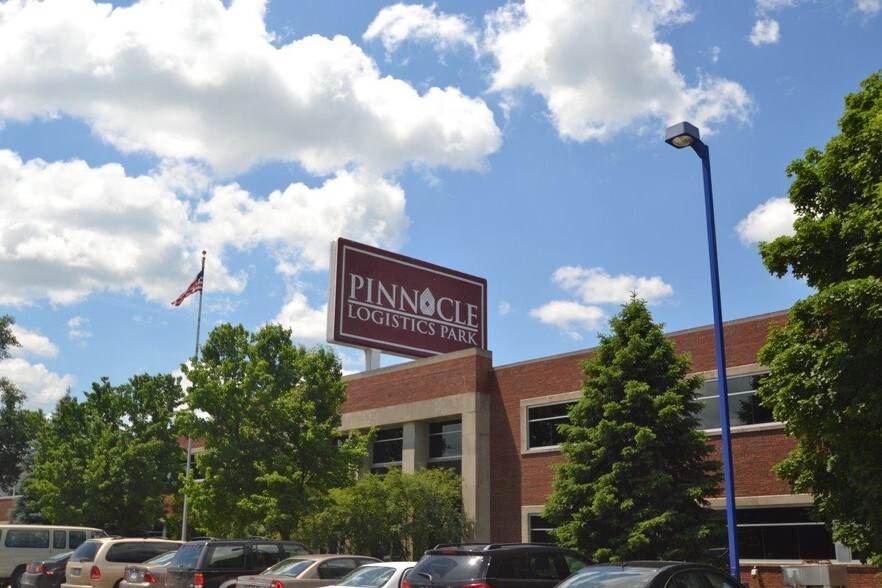 More Photos Of 12723 Telegraph Rd, Redford Distribution For Lease