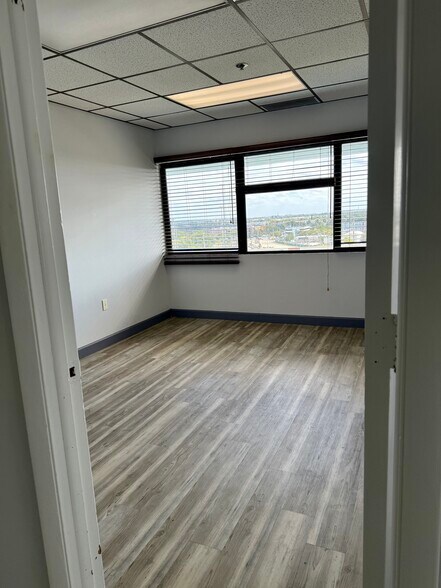 More Photos Of 1150 NW 72nd Ave, Miami Unknown For Lease