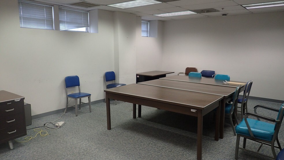 More Photos Of 75 S Main St, Phillipsburg Office For Lease