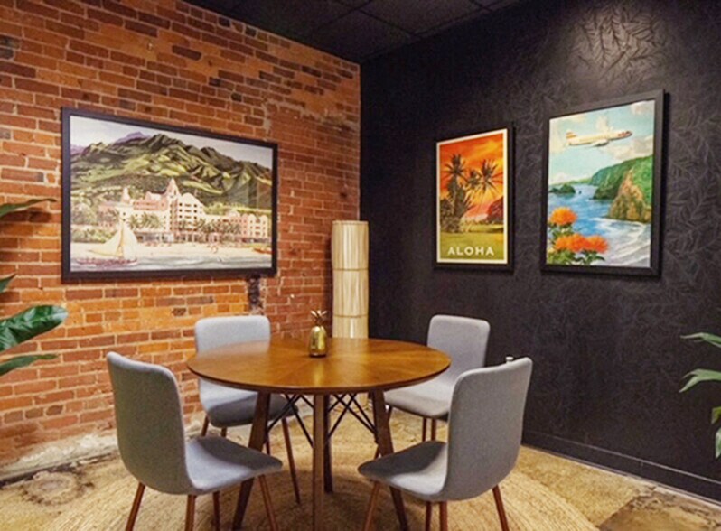 More Photos Of 7 S Laurens St, Greenville Office For Sale