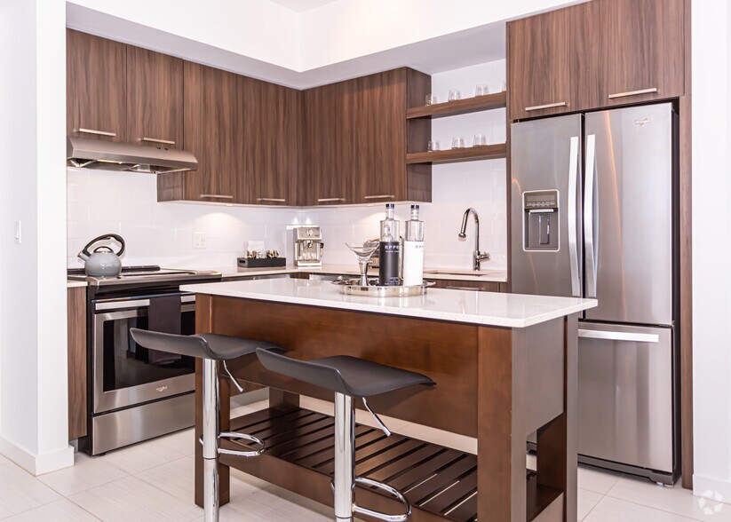 More Photos Of 86 SW 8th St, Miami Apartments For Lease