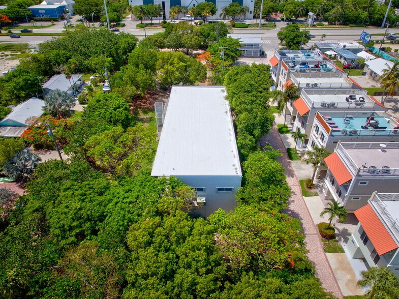 More Photos Of 14 125th Street Gulf, Marathon Office Residential For Sale