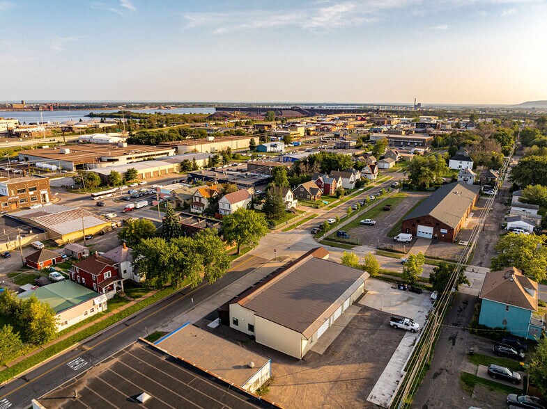 More Photos Of 2321 W 1st St, Duluth Service For Sale