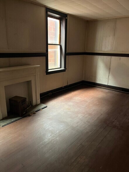 More Photos Of 503 Main St, Madison Hospitality For Sale