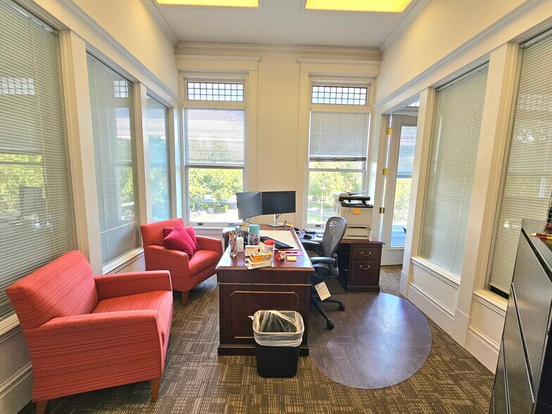 More Photos Of 426-434 Broadway St, Chico Office For Lease