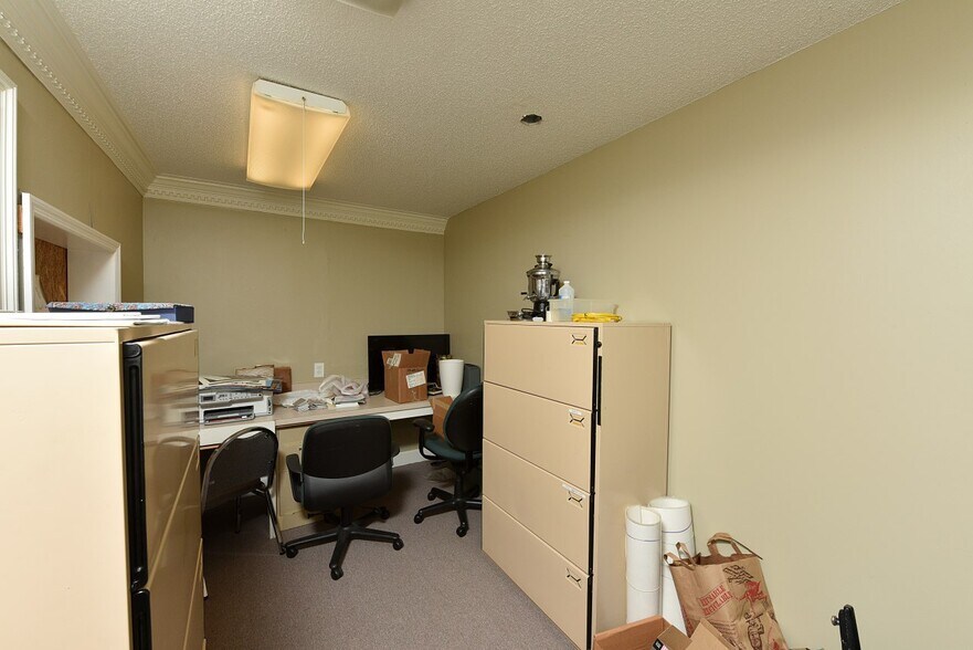 More Photos Of 2601 Sandy Plains Rd, Marietta Office For Sale