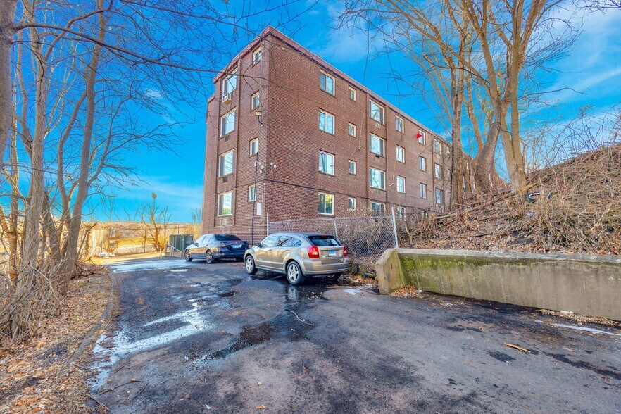 More Photos Of 820 Wethersfield Ave, Hartford Apartments For Sale