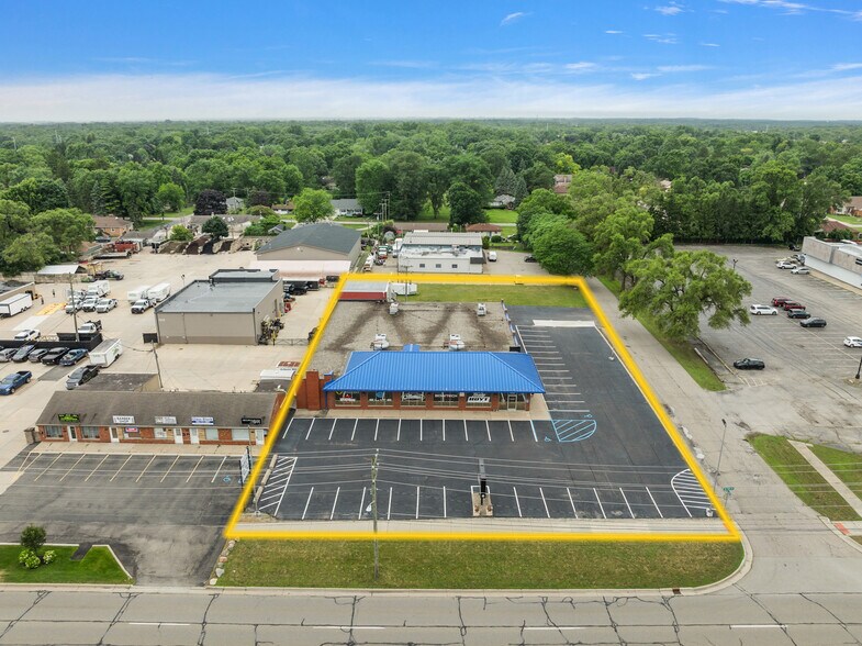 More Photos Of 47979 Van Dyke, Shelby Township Freestanding For Sale