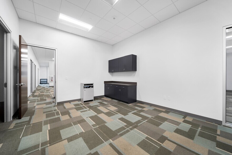 More Photos Of 1501 Biscayne Blvd, Miami Office Residential For Lease