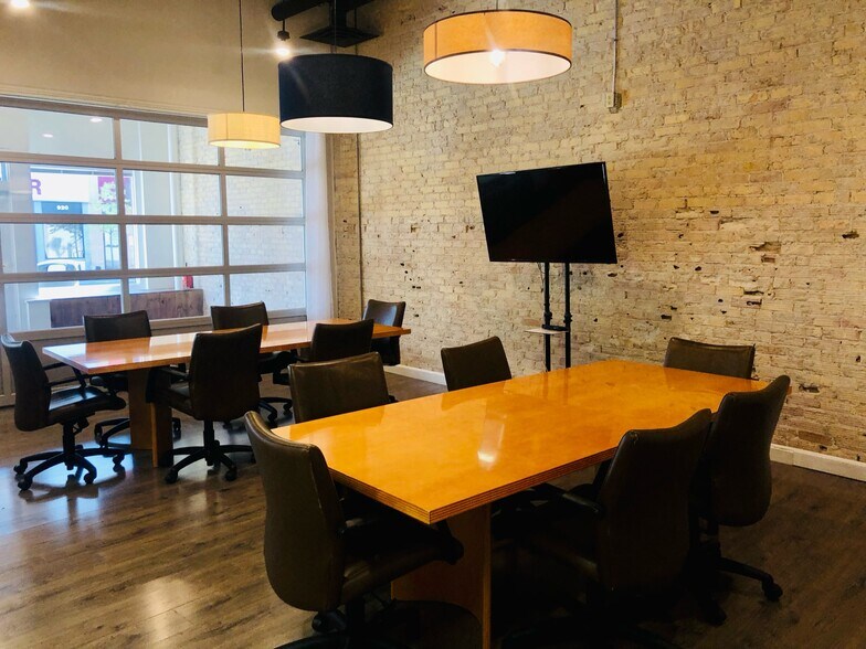 More Photos Of 915-921 Mainstreet, Hopkins Coworking Space