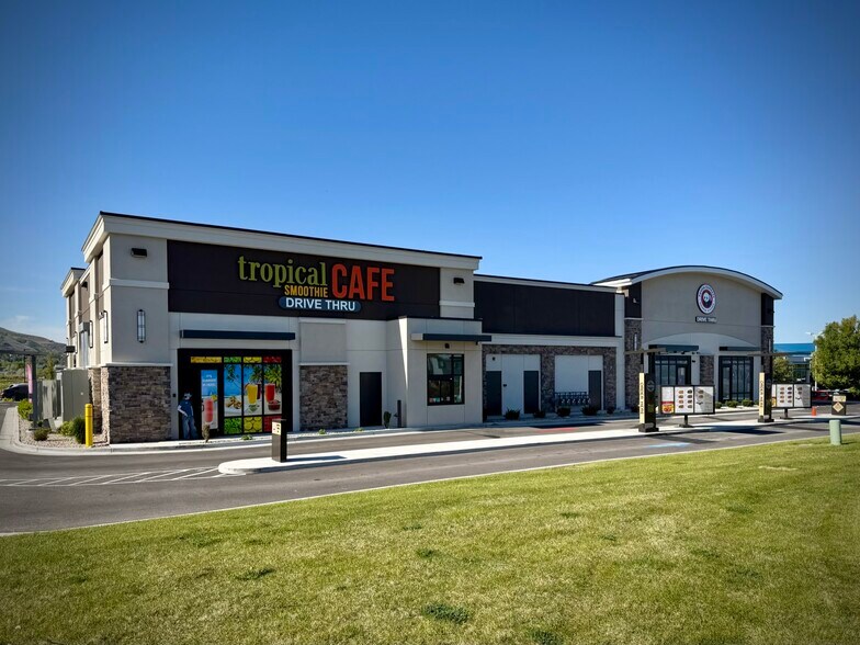 More Photos Of 450 W 1100 S, Brigham City General Retail For Lease