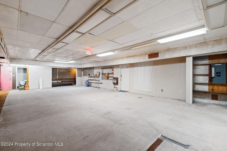 More Photos Of 113 Lackawanna Ave, Olyphant General Retail For Sale
