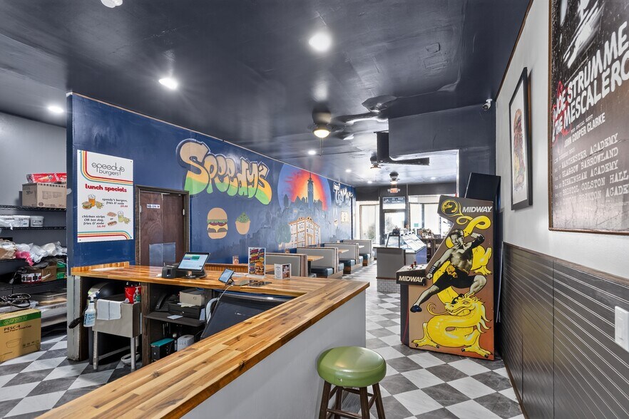 More Photos Of 154 Chestnut Ave, Jersey City Restaurant For Sale