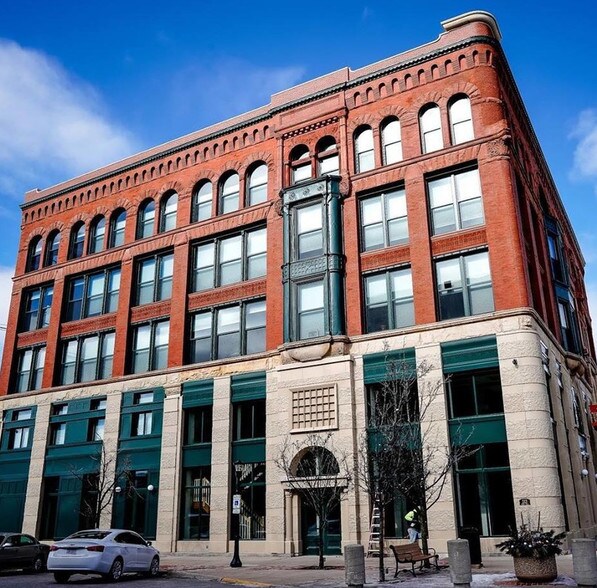 Primary Photo Of 213 Center Ave, Bay City Apartments For Lease