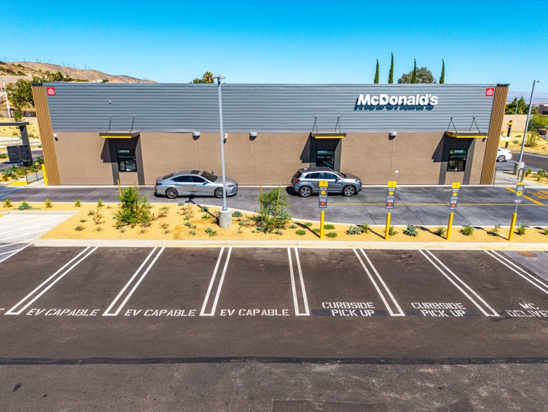 More Photos Of 3854 Rancho Vista Blvd, Palmdale Fast Food For Sale