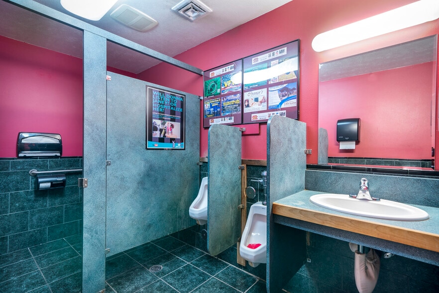 More Photos Of 3796 Us Highway 2 E, Kalispell Restaurant For Lease