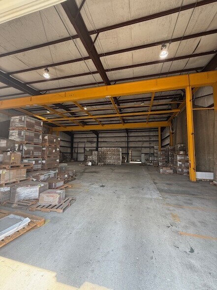More Photos Of 3890 A Pasco St, Pensacola Unknown For Lease