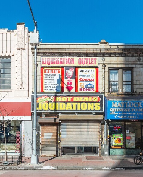 Primary Photo Of 149-09 Jamaica ave, Jamaica Storefront For Sale