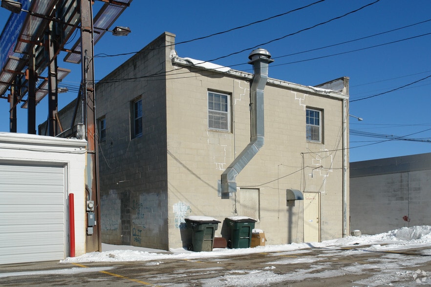 More Photos Of 3859 South St, Lincoln Storefront Retail Office For Sale