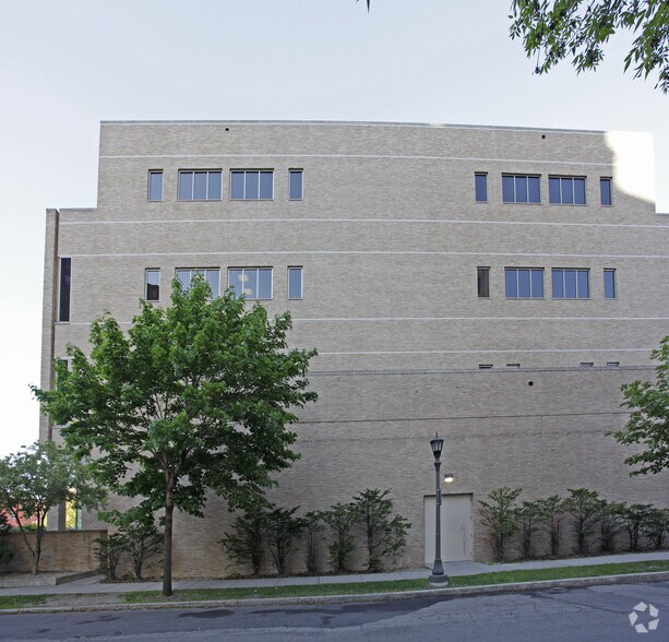 More Photos Of 310 Smith Ave N, Saint Paul Office For Sale