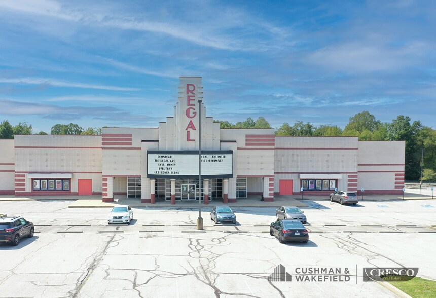 More Photos Of 1210 Independence Ave, Akron Movie Theatre For Sale