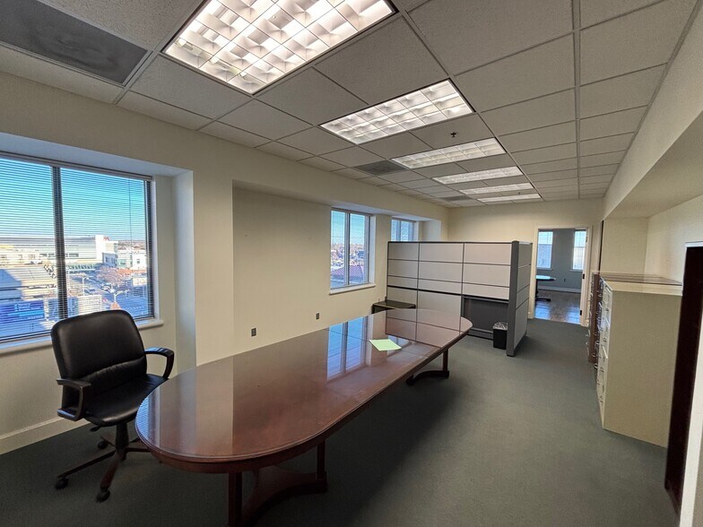 More Photos Of 21 SE 3rd St, Evansville Office For Lease