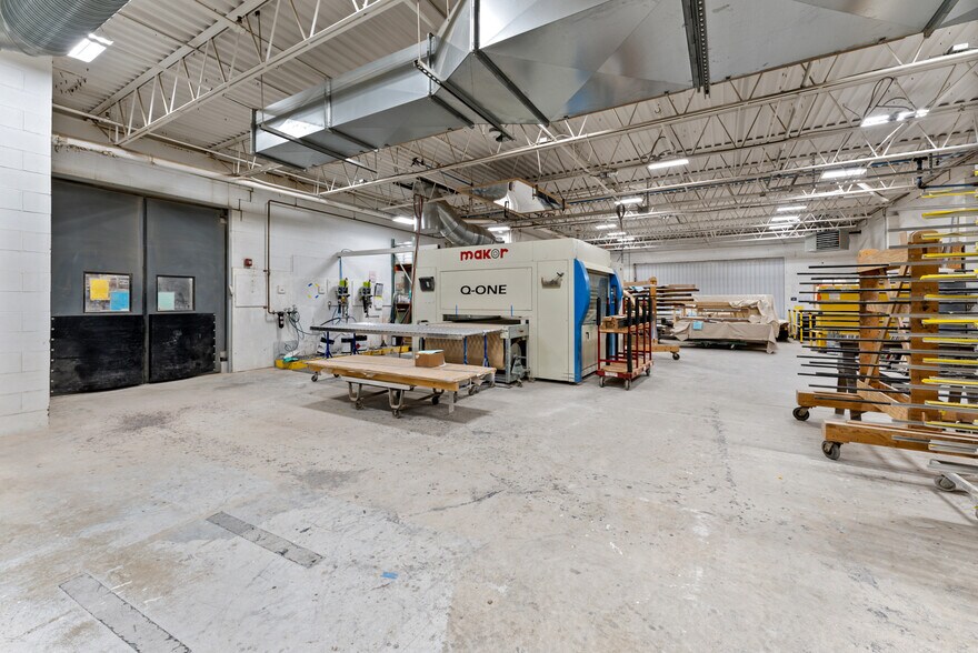 More Photos Of 115 Industrial Dr, Northampton Warehouse For Sale