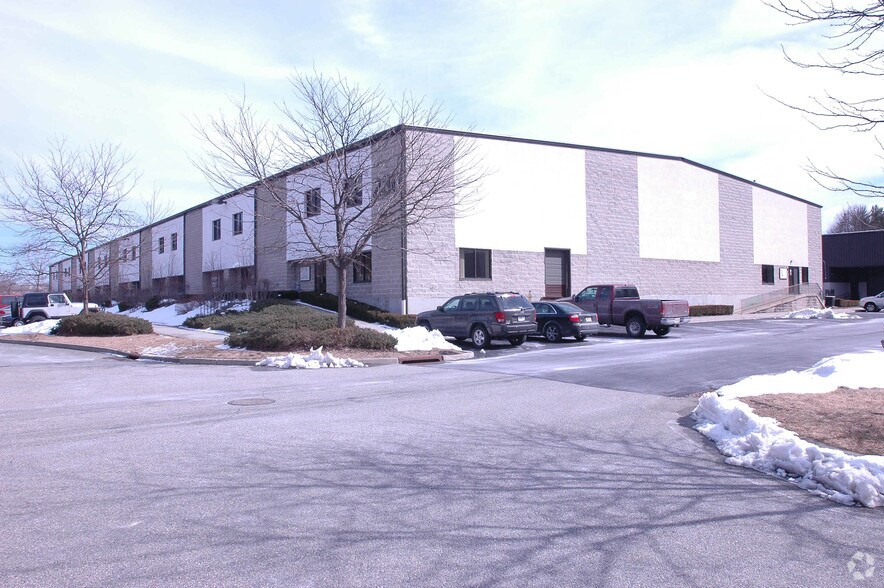 More Photos Of 230 West Parkway, Pompton Plains Flex For Sale