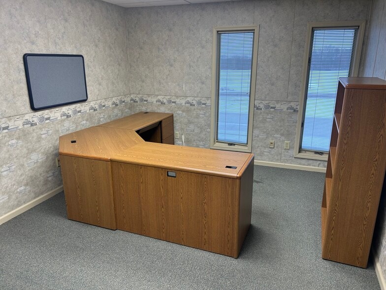 More Photos Of 17141 State Road 4, Goshen Distribution For Lease