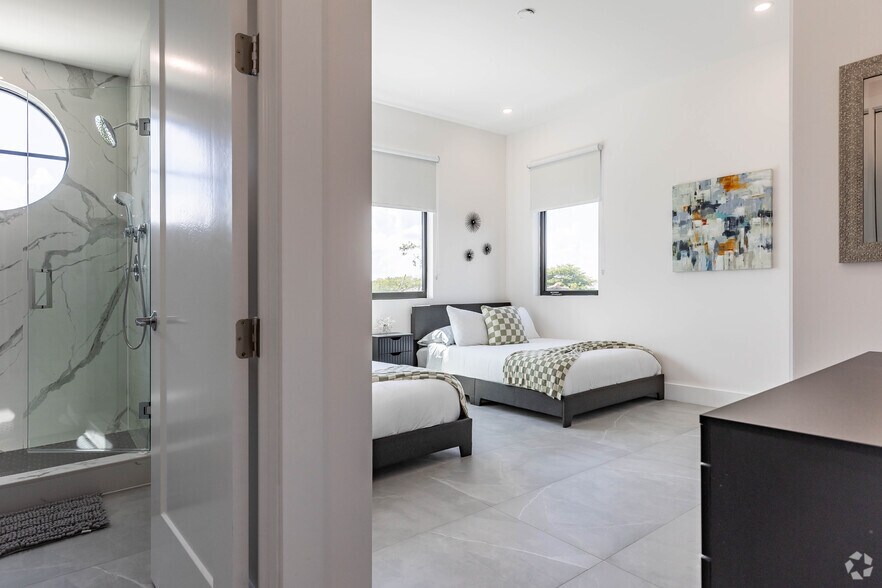 More Photos Of 2100 Miami Rd, Fort Lauderdale Apartments For Sale