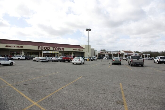 More Photos Of 13811-13849 Cypress North Houston Rd, Cypress Unknown For Lease