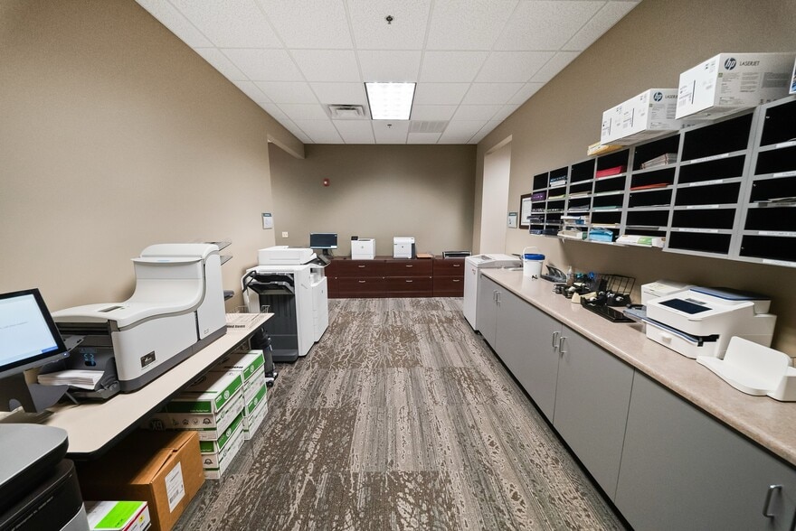 More Photos Of 6001 W Van Horn Tavern Rd, Columbia Office For Lease