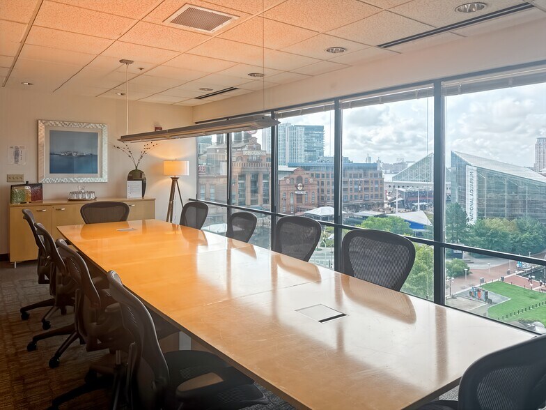 More Photos Of 400 E Pratt St, Baltimore Coworking Space