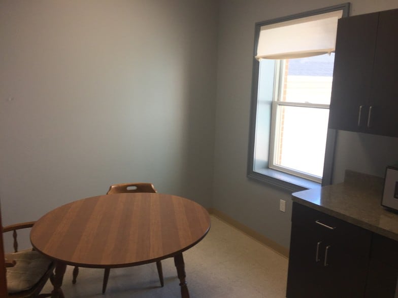 More Photos Of 160 Lanza Ave, Garfield Medical For Sale