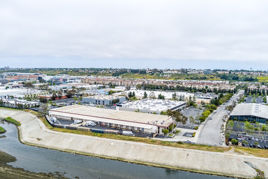 More Photos Of 5300 Alla Rd, Los Angeles Warehouse For Lease