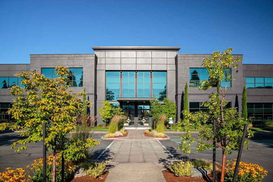 More Photos Of 1195 NW Compton Dr, Beaverton Office For Sale