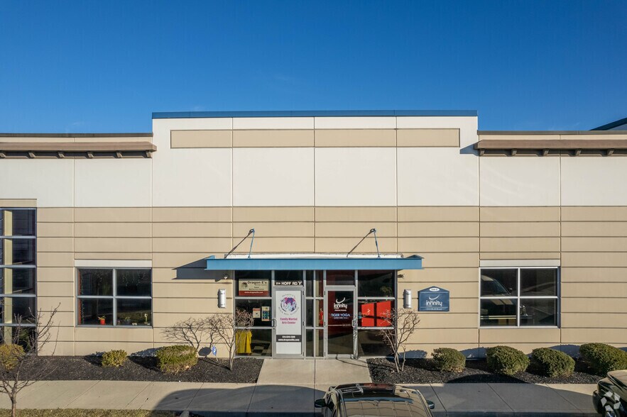 More Photos Of 214 Hoff Rd, Westerville Coworking Space