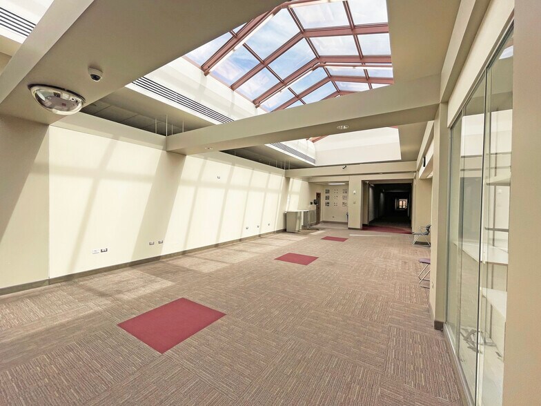 More Photos Of 3800 Wilson Ave, Loveland Manufacturing For Sale