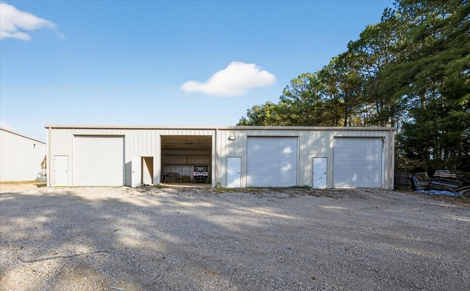 More Photos Of 4308 Interstate Dr, Macon-Bibb Office For Lease