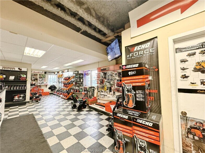 More Photos Of 560 Notre Dame Ave, Sudbury Distribution For Lease