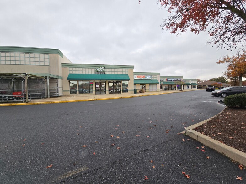 More Photos Of 605-649 S Dupont Blvd, Milford Unknown For Lease