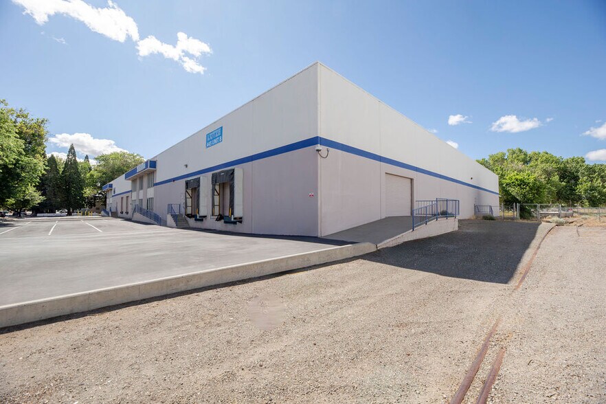 Primary Photo Of 445 Coney Island Dr, Sparks Warehouse For Lease