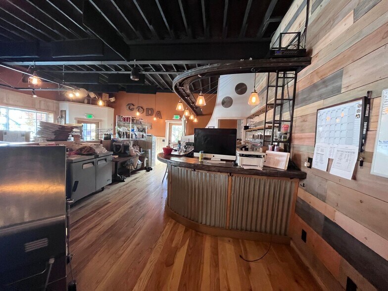 More Photos Of 18 Village Green Way, Southwest Harbor Restaurant For Lease
