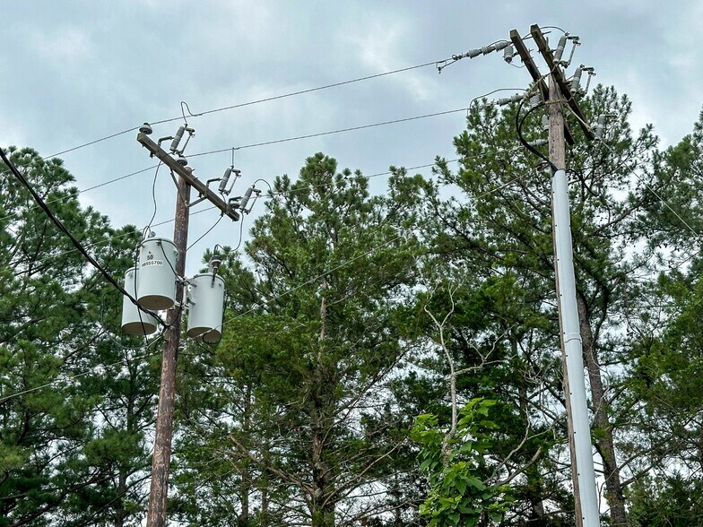 More Photos Of 101 Anvil St, Jacksonville Warehouse For Sale