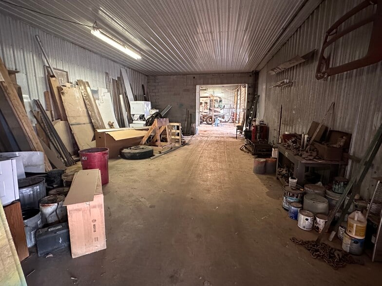 More Photos Of 3945 S Blue Star Dr, Traverse City Service For Lease